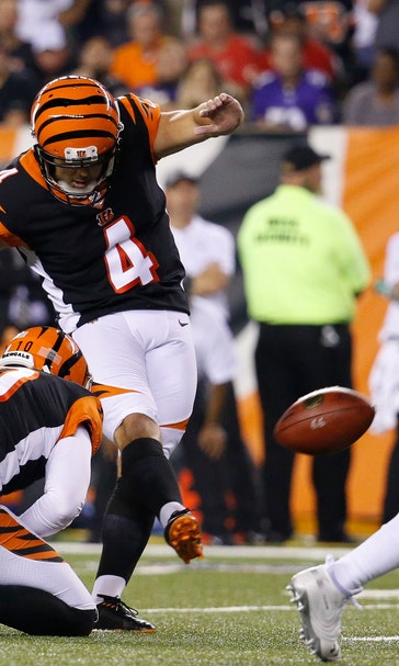 Bullock perfect on kicks, gets 2-year extension from Bengals